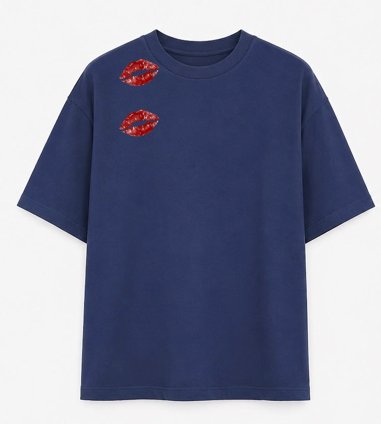 Keep Going Anyway” Oversized Graphic T-Shirt – Inspirational Quote Tee with Lip Print Design